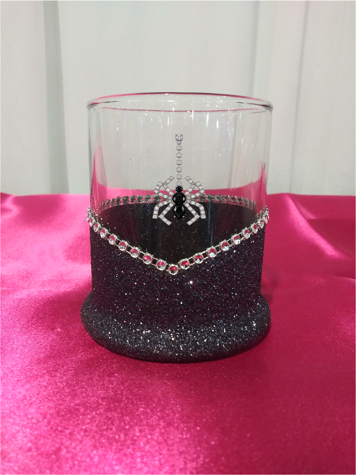 Tipsy Sips™ Halloween Dangling Spider Charms – Spooky Wine Glass Charms