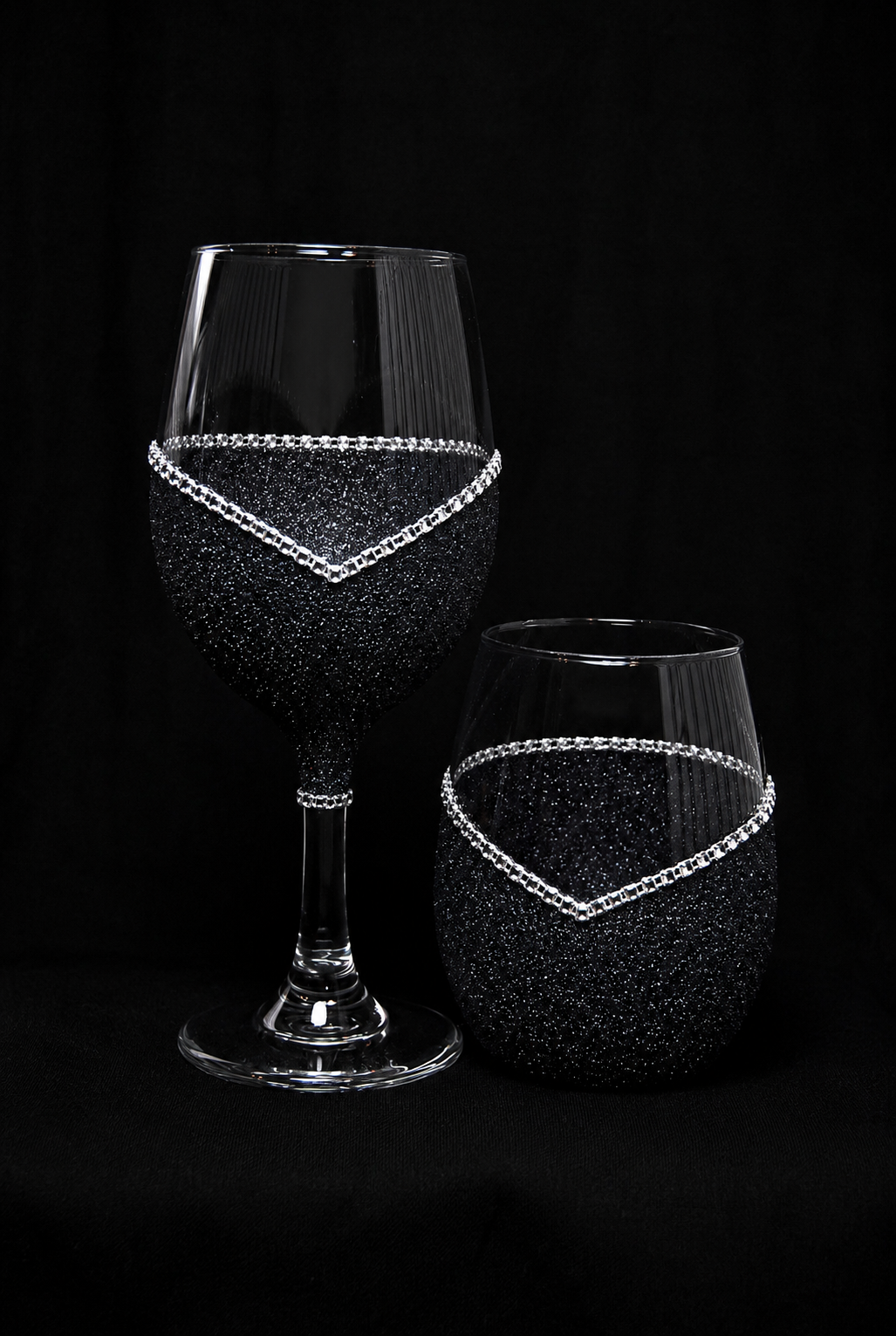 Winey Bitches Co 🐉🍷 Dragon’s Blood Halloween Potion Glitter Wine Glass