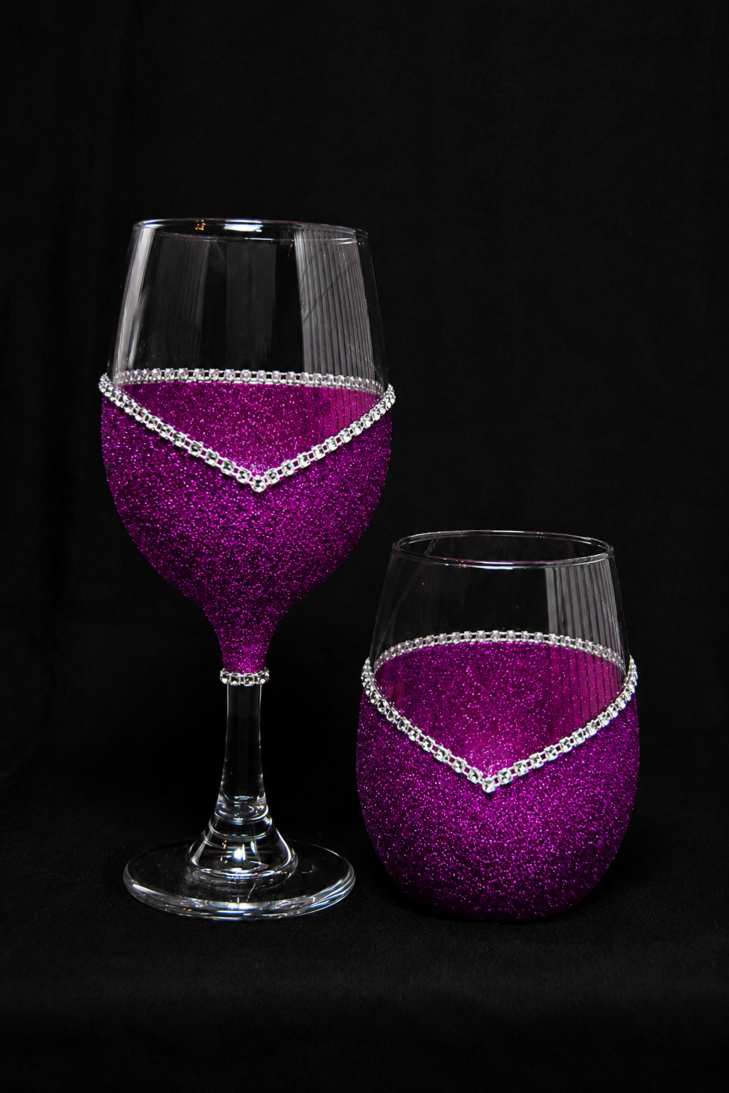 Winey Bitches Co 🐉🍷 Dragon’s Blood Halloween Potion Glitter Wine Glass